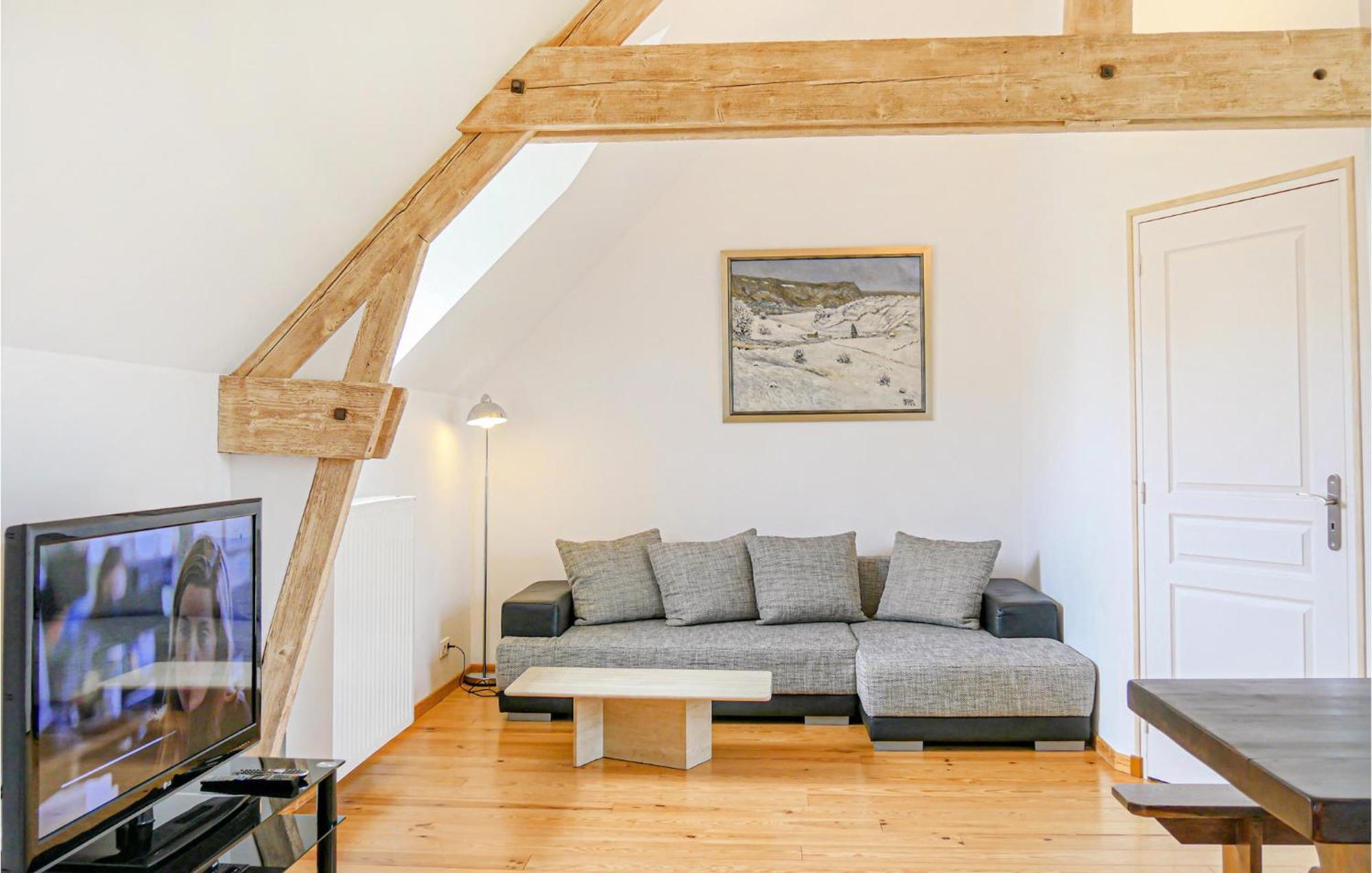 2 Bedroom Amazing Apartment In Ponts Экстерьер фото